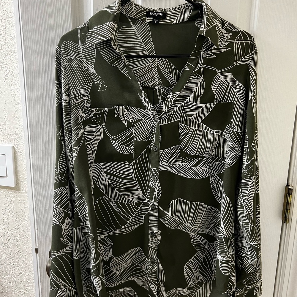 Express button up blouse